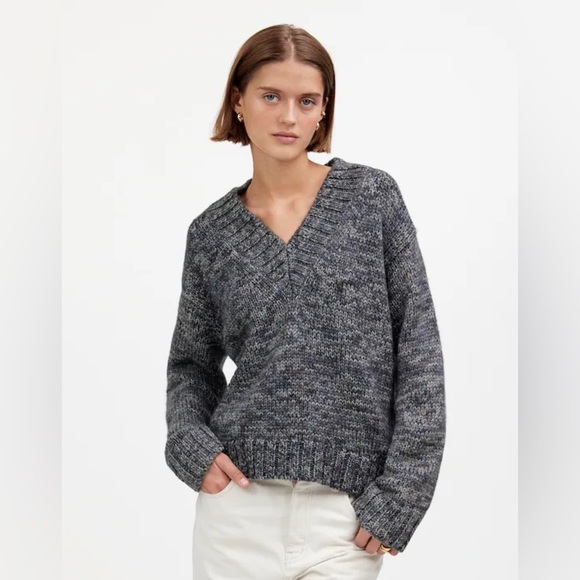 Madewell Spray-dyed 100% Wool V-neck Oversized Sweater Grey size medium fall - Picture 2 of 14